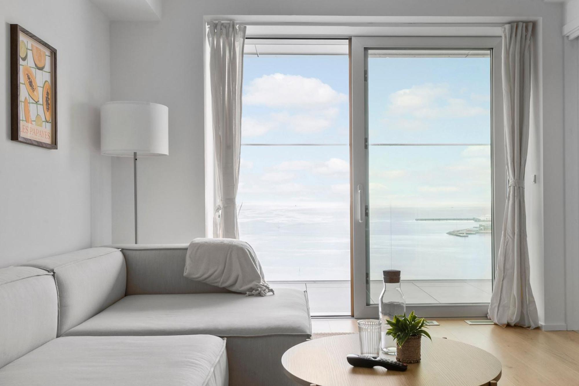 Lägenhet Endless Ocean Views With Private Balcony