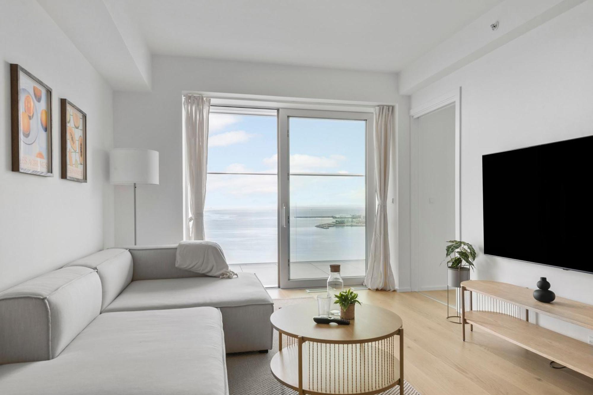 Endless Ocean Views With Private Balcony Lägenhet *